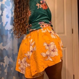 Yellow and white floral skort